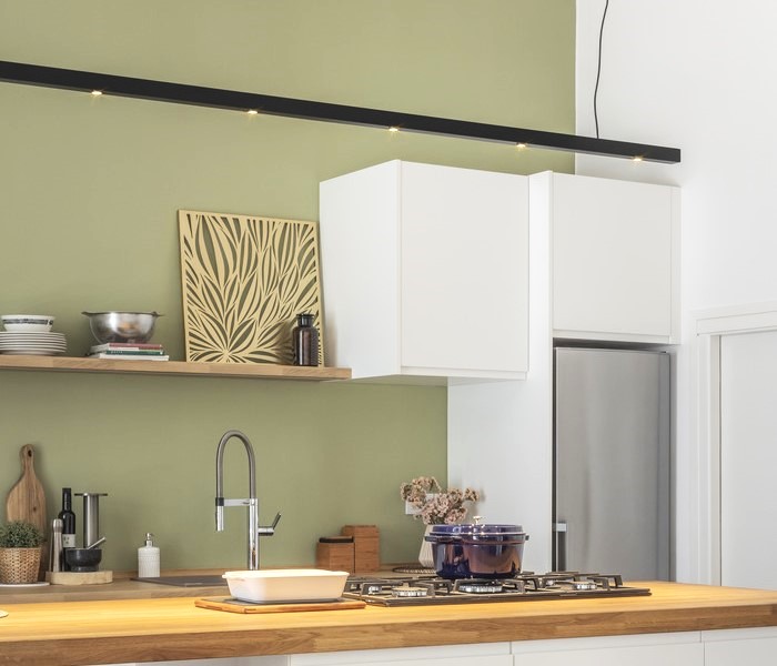 linear suspension light
